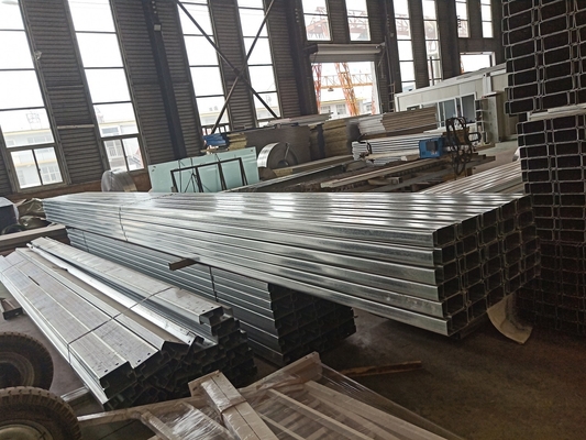 Дом раздела c Prefab стальной